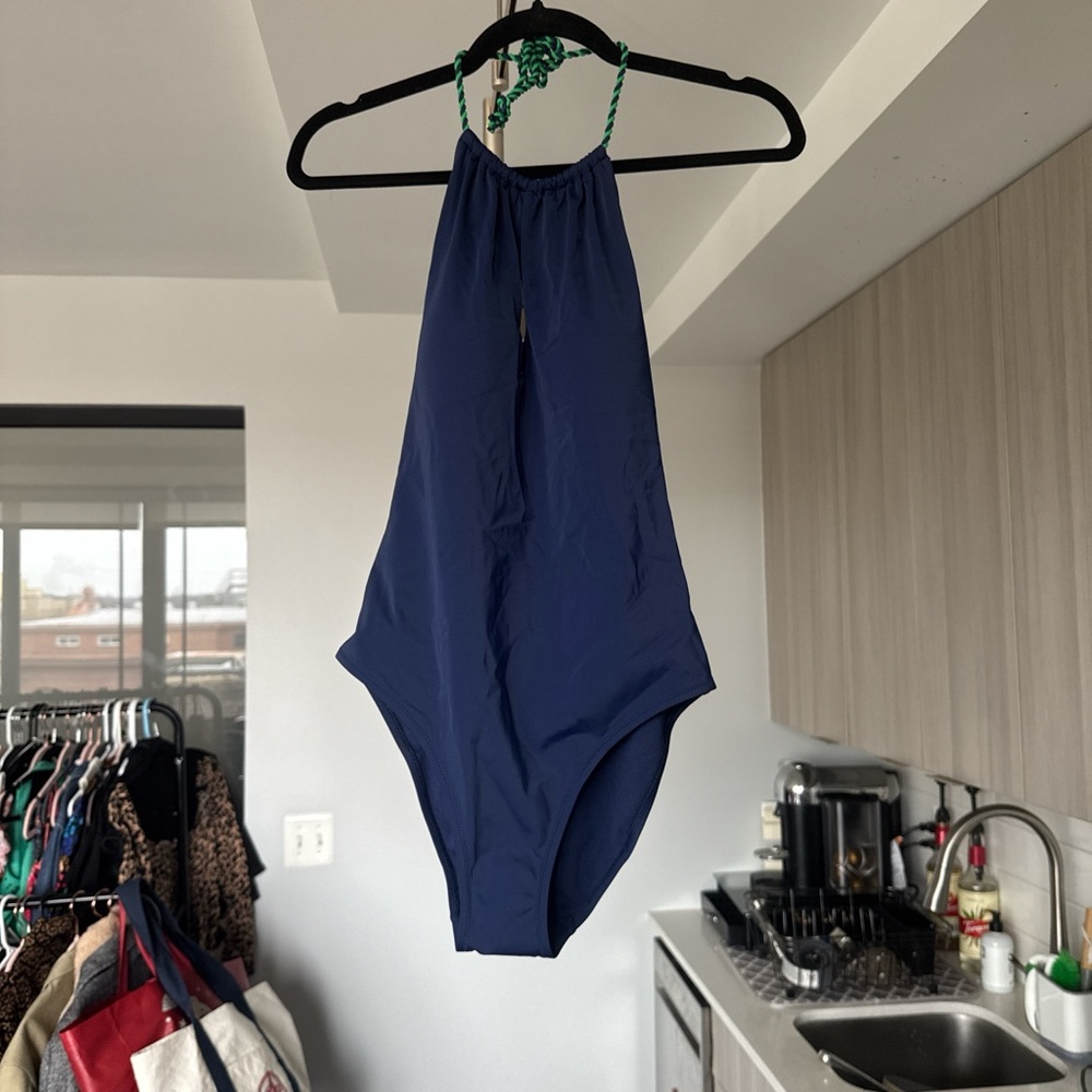 Elegant Blue Halter One-Piece Swimsuit - Picture 8 of 10